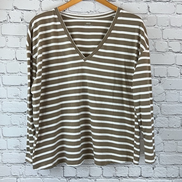MNG BY MANGO Striped V-Neck Top in Tan & White, Size 2X - Picture 1 of 8